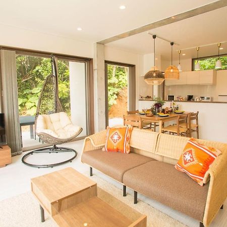 הוילה K'S Casa 恩納村 מראה חיצוני תמונה